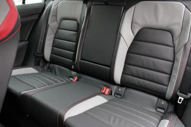 2026 Volkswagen Golf GTI SE