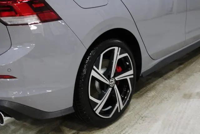 2026 Volkswagen Golf GTI SE