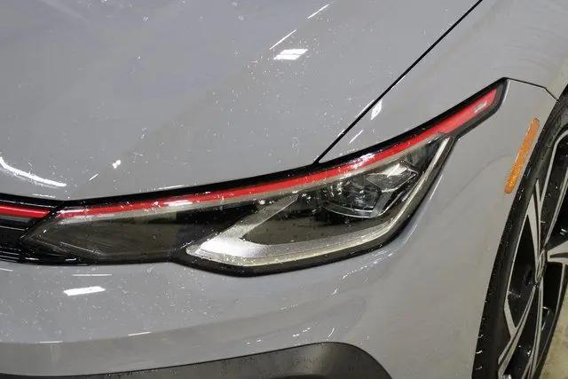 2026 Volkswagen Golf GTI SE