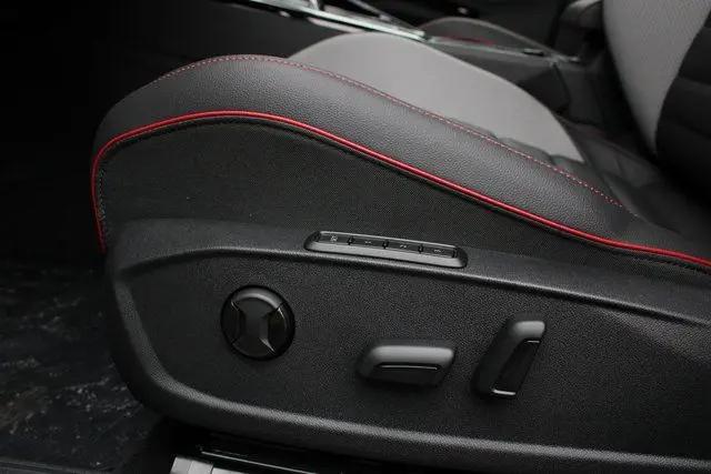 2026 Volkswagen Golf GTI SE