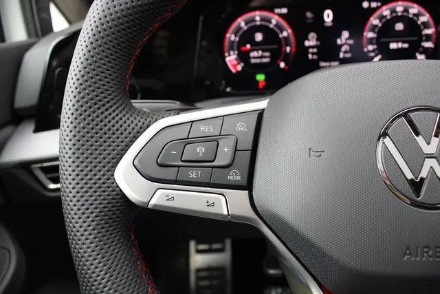 2026 Volkswagen Golf GTI SE