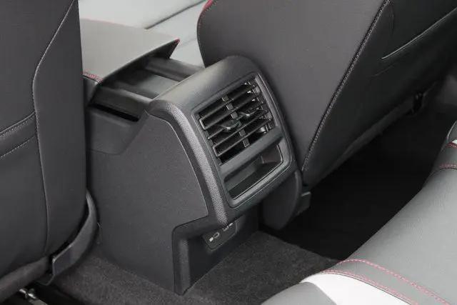 2026 Volkswagen Golf GTI SE