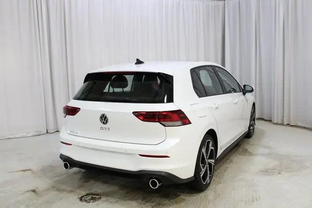 2026 Volkswagen Golf GTI SE