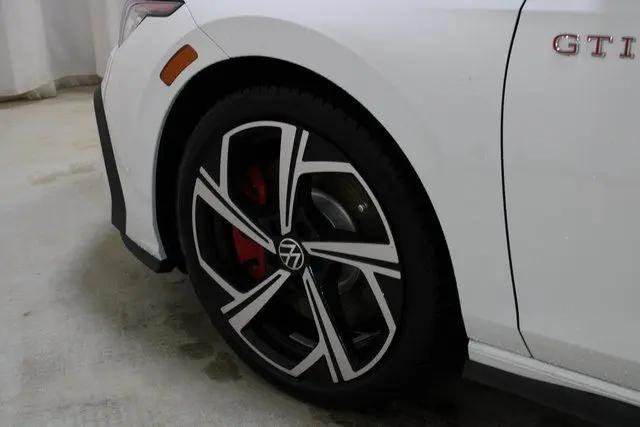 2026 Volkswagen Golf GTI SE