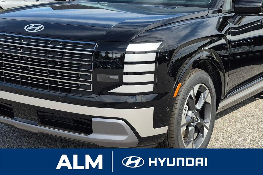 New 2026 Black HYUNDAI Limited image 9