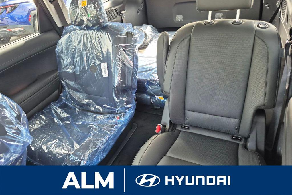 New 2026 Black HYUNDAI Limited image 14