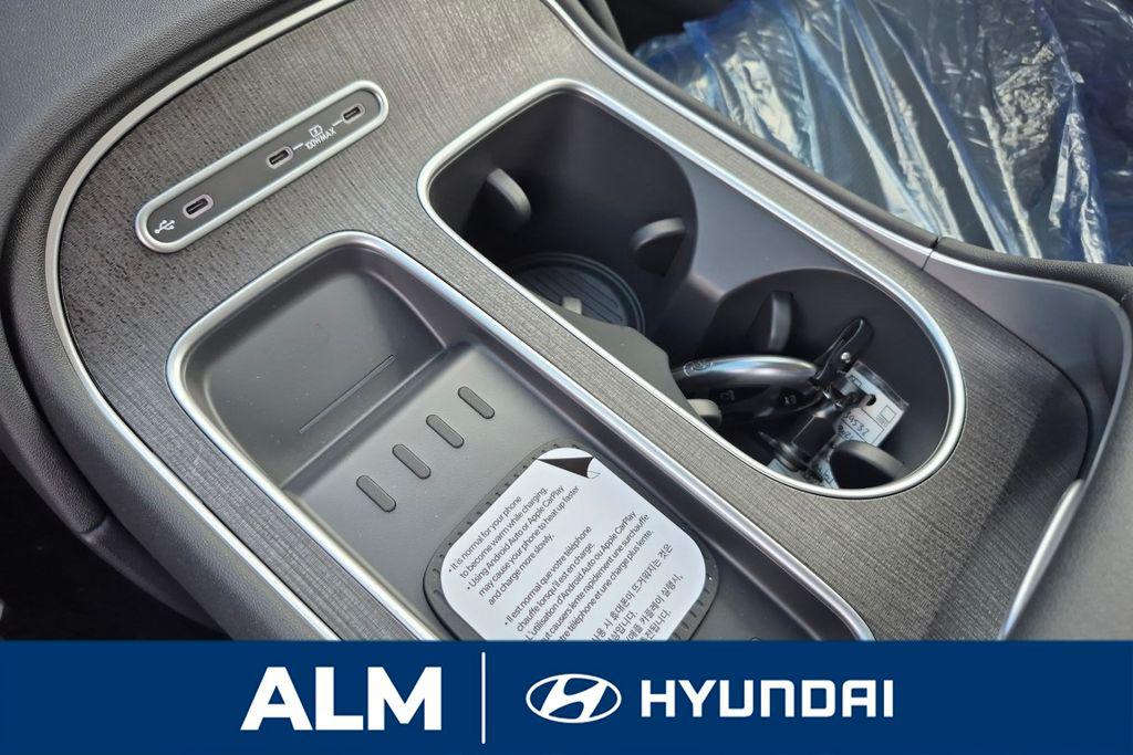 New 2026 Black HYUNDAI Limited image 28