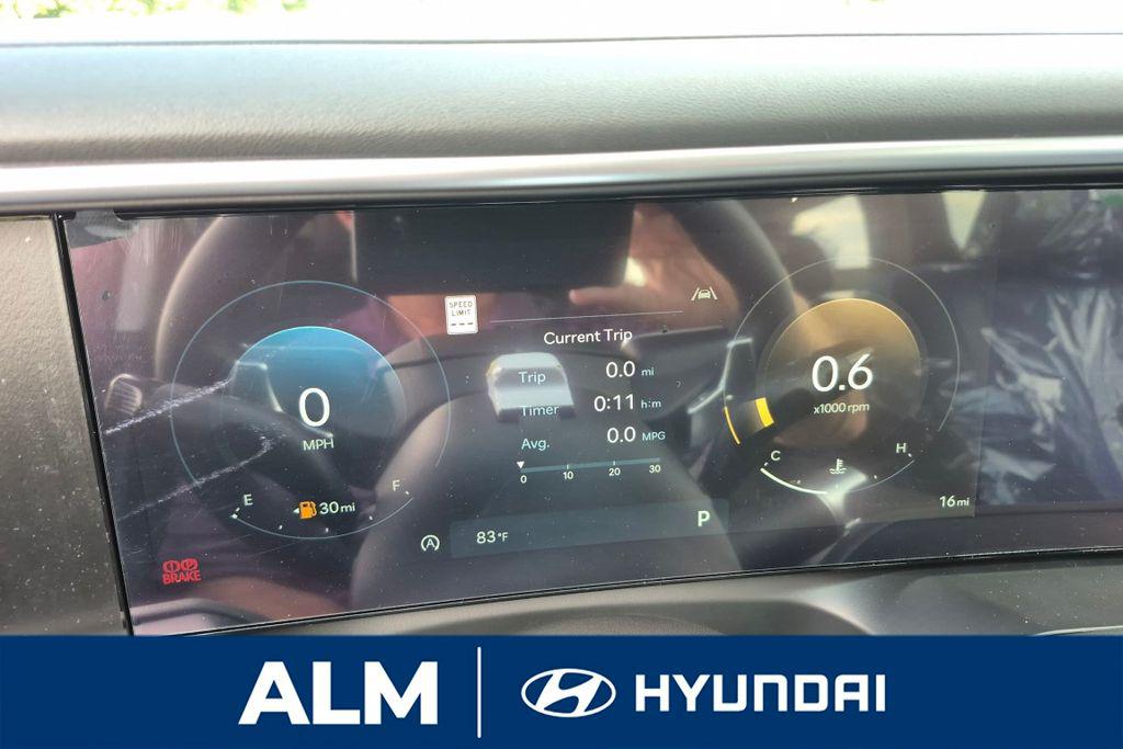 New 2026 Black HYUNDAI Limited image 31
