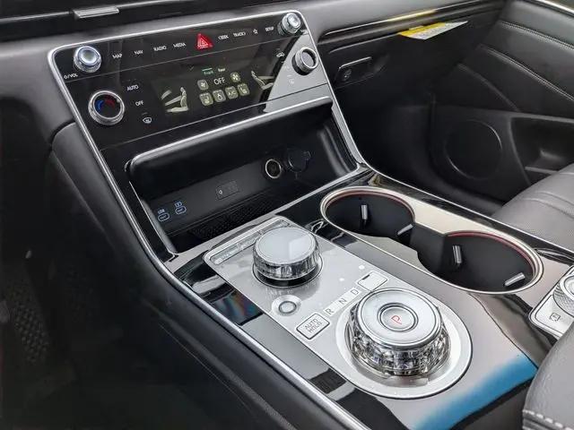 2026 Genesis GV80 2.5T AWD