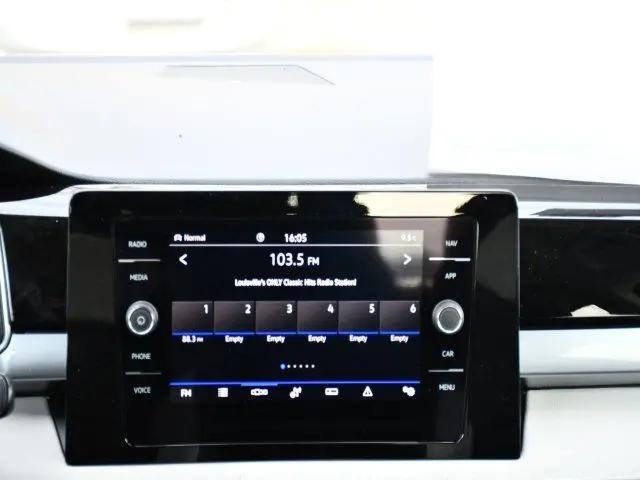 2026 Volkswagen Taos SEL