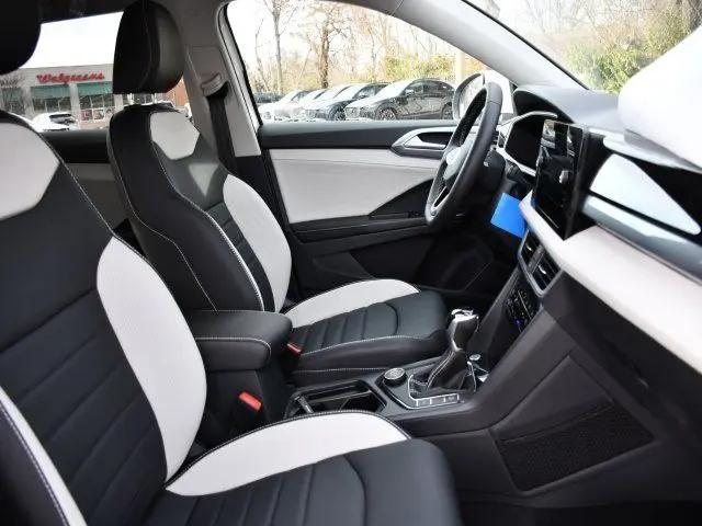 2026 Volkswagen Taos SEL