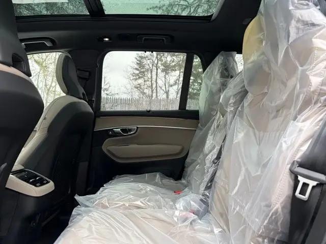 2026 Volvo XC90 Ultra, B6 AWD Gas (mild hybrid), Gasoline, Bright, 7 Seats