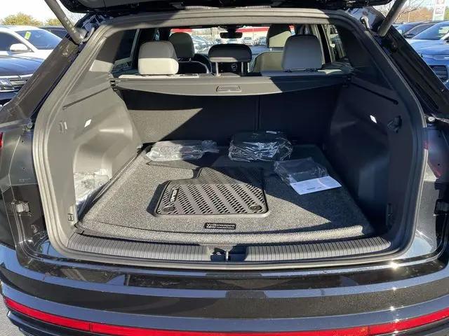 2026 Volkswagen Atlas Cross Sport SEL R-Line Black
