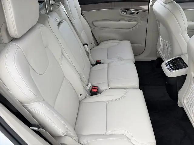 2026 Volvo XC90 Ultra, B6 AWD Gas (mild hybrid), Gasoline, Bright, 7 Seats