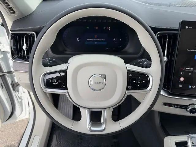 2026 Volvo XC90 Ultra, B6 AWD Gas (mild hybrid), Gasoline, Bright, 7 Seats