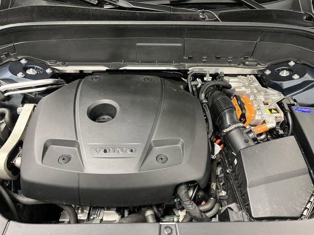 2024 Volvo XC90 Recharge T8 Ultimate 6-Seater