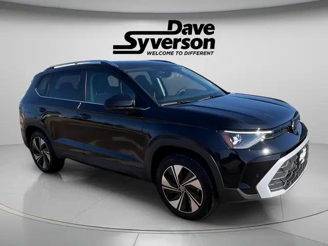 2026 Volkswagen Taos SE