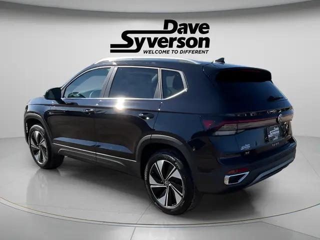 2026 Volkswagen Taos SE