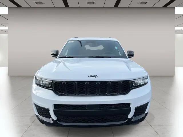 2025 Jeep Grand Cherokee L Limited 4x4