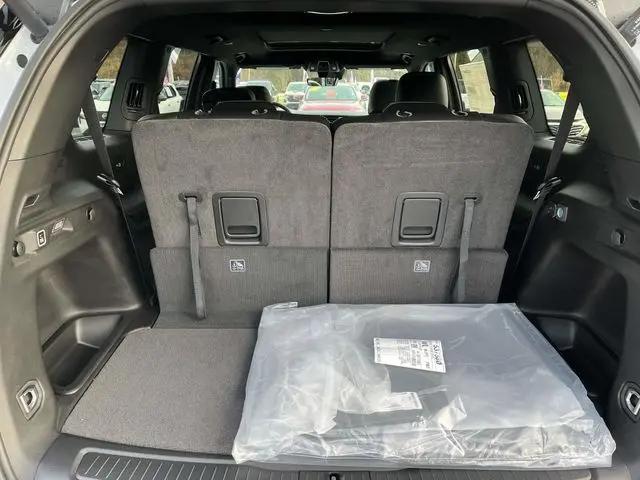 2025 Jeep Grand Cherokee L Limited 4x4