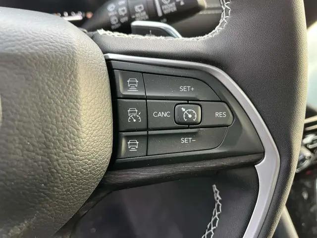 2025 Jeep Grand Cherokee L Limited 4x4