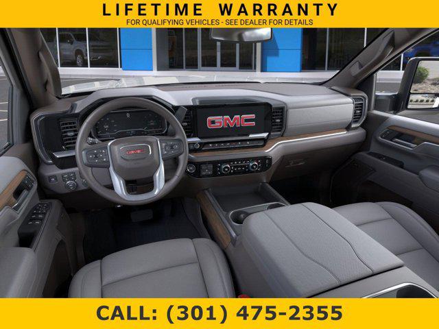 2026 GMC Sierra 2500HD Crew Cab, Standard Bed, SLT, 4WD