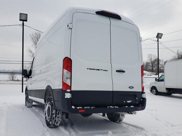 2026 Ford Transit Cargo Van T-250 148" Med Rf 9150 GVWR RWD