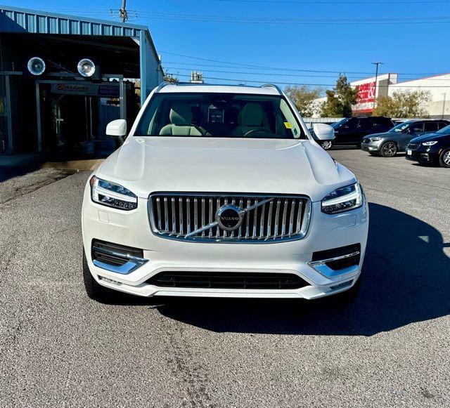 2024 Volvo XC90 B5 Plus Bright Theme