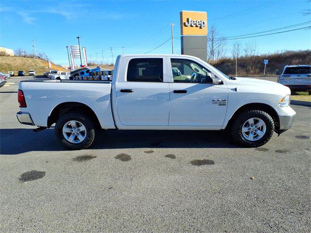 2023 RAM 1500 Classic SLT Crew Cab 4x4 57 Box