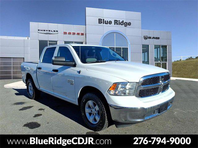 2023 RAM 1500 Classic SLT Crew Cab 4x4 57 Box
