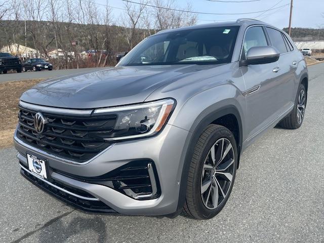 2026 Volkswagen Atlas Cross Sport SEL Premium R-Line for sale in Lebanon, NH