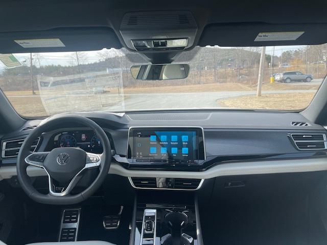 2026 Volkswagen Atlas Cross Sport SEL Premium R-Line