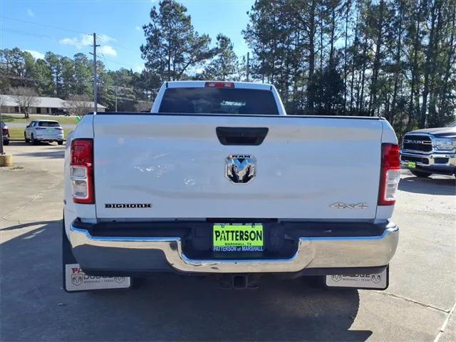 2024 RAM 3500 Big Horn Crew Cab 4x4 8 Box