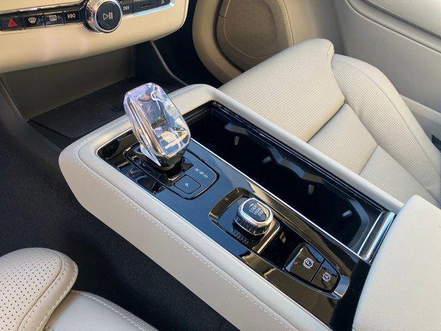 2026 Volvo XC90 B6 Ultra 7-Seater