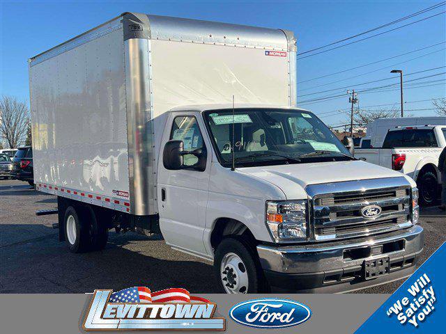 2026 Ford E-350 Cutaway E-350 DRW 158" WB