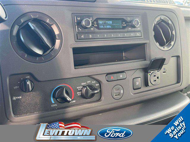 2026 Ford E-350 Cutaway E-350 DRW 158" WB