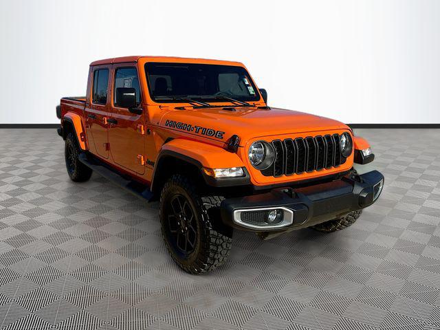 2025 Jeep Gladiator High Tide's photo