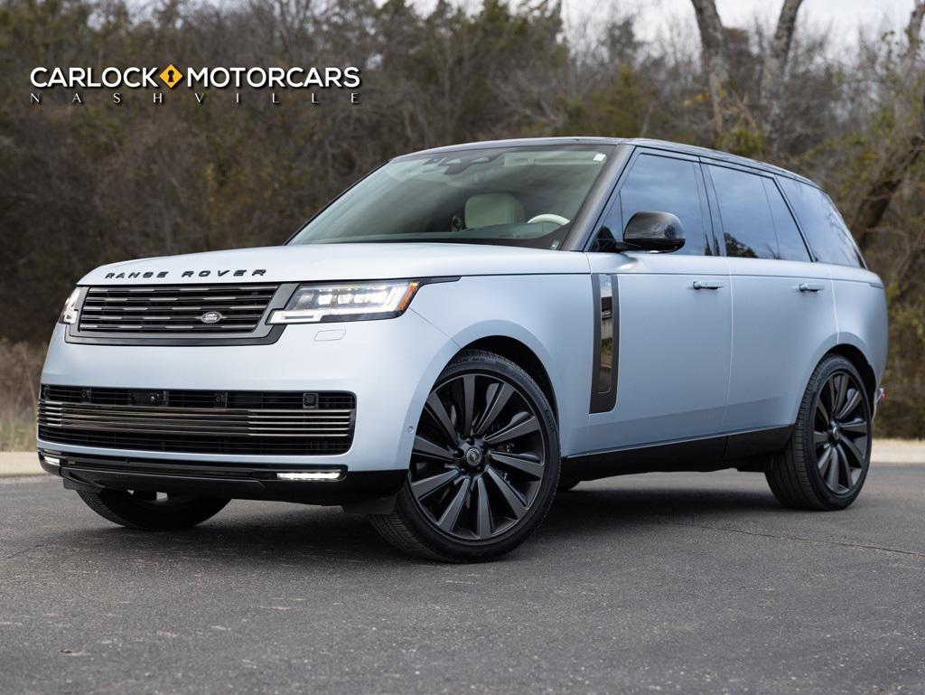 2025 Land Rover Range Rover SV's photo