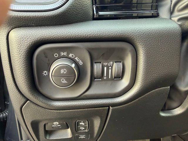 2026 Ram 1500 Rebel Crew Cab 4x4 5'7" Box