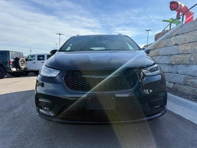 2022 Chrysler Pacifica Touring L AWD