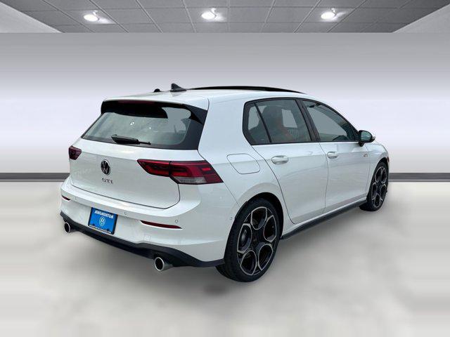 2026 Volkswagen Golf GTI Autobahn