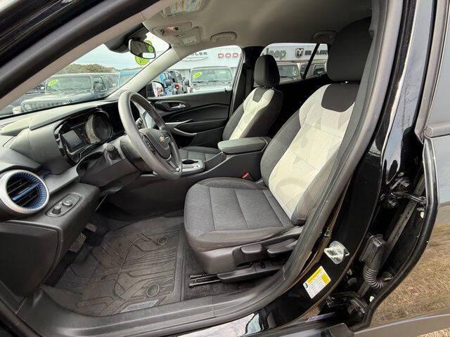 2024 Chevrolet Trax FWD SP