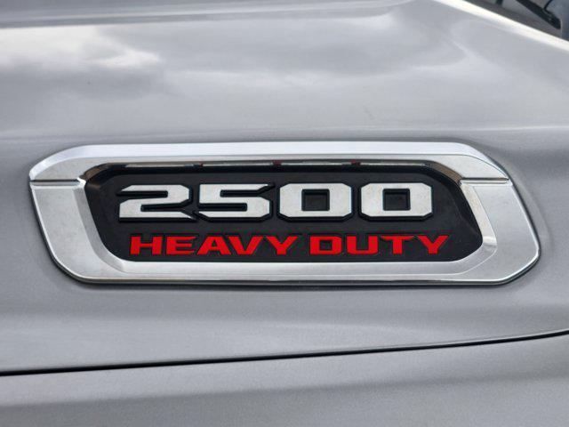 2022 Ram 2500 Big Horn Crew Cab 4x4 8' Box