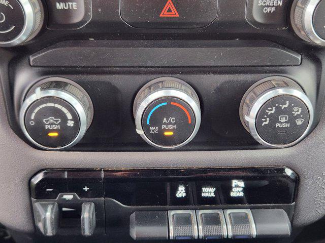 2022 Ram 2500 Big Horn Crew Cab 4x4 8' Box