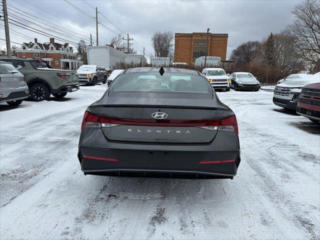 2026 Hyundai Elantra SEL Sport