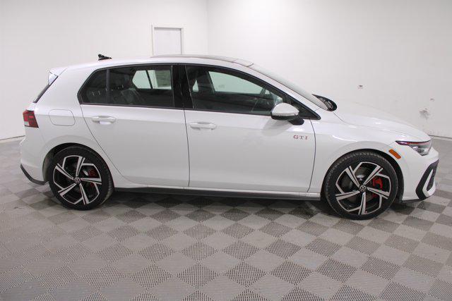 2026 Volkswagen Golf GTI SE