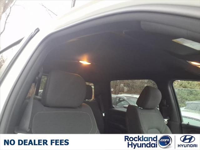 2024 Ram 1500 Tradesman Crew Cab 4x4 5'7" Box