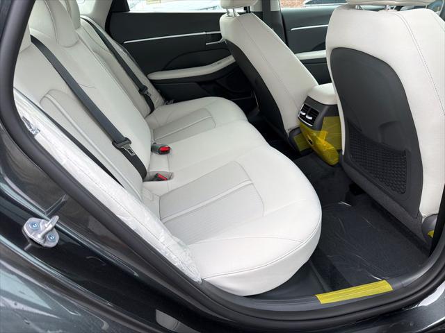 2026 Hyundai Sonata Hybrid Blue