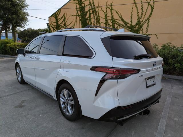2022 Toyota Sienna Limited