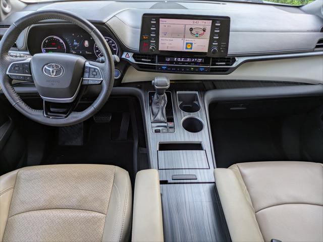 2022 Toyota Sienna Limited
